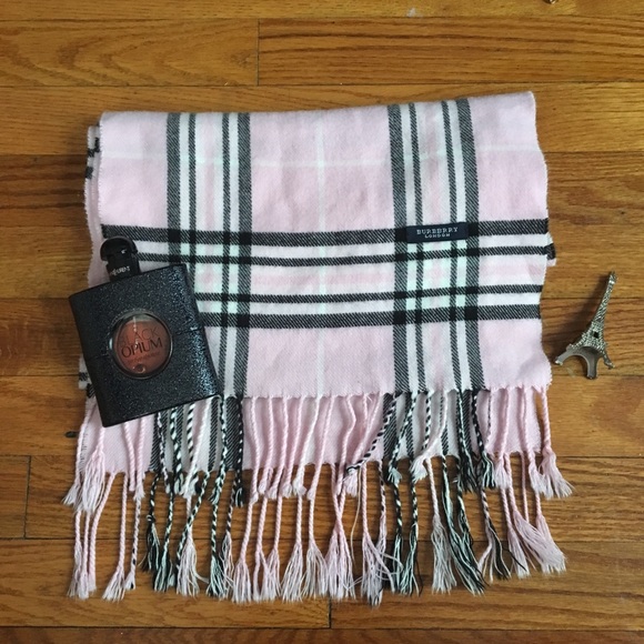 Burberry Accessories - Burberry pink scarf